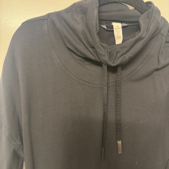 Lululemon Black Cowlneck Sweatshirt - Picture 2 of 6